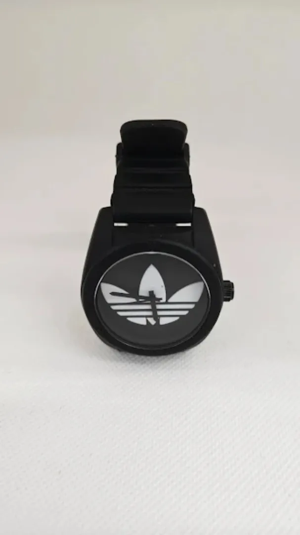 adidas SANTIAGO(サンティアゴ)
